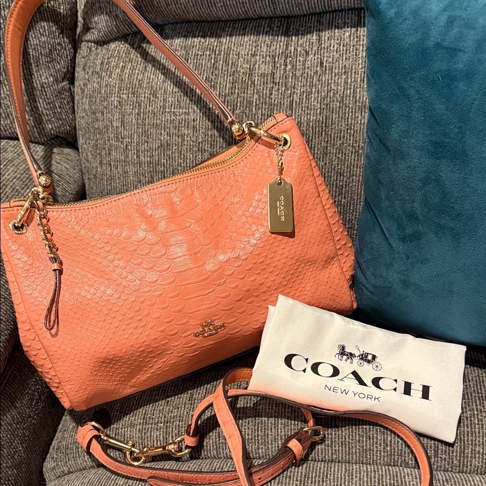 Coach soft snake leather Peach pink Bag hobo with coa gold hangtag purse - Picture 16 of 16